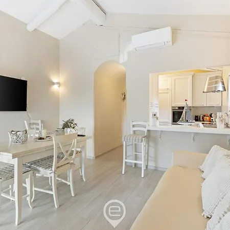 Villa Zum - Porto Cervo 아파트 *